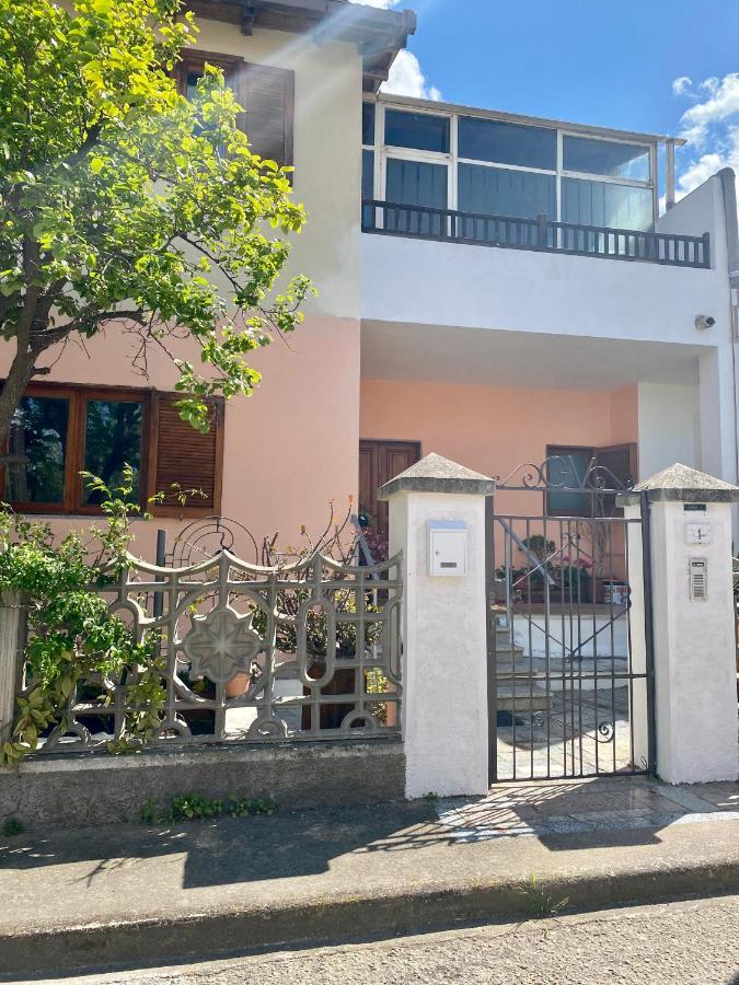 Casa Dei Giunchi Hotel Olbia Exterior photo